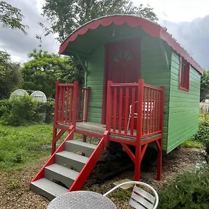 Bouteille Au Canal Chalet Dieupentale